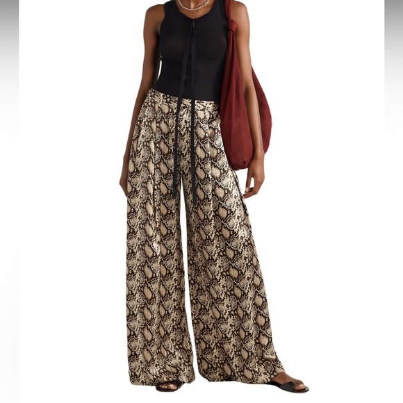 Nili Lotan Adalene Pleated Snake Print Silk Charmeuse Wide Leg Pants size 4 - Picture 12 of 14